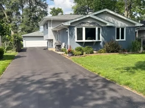 4848 Francisco Ave, Downers Grove, IL 60515