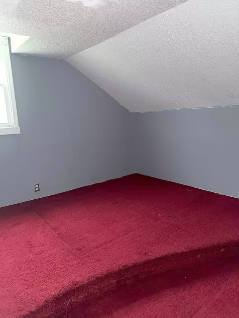 Bedroom - 721 Broadway Ave, Sterling, IL 61081 photo 3 of 8