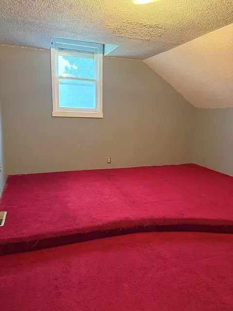Bedroom - 721 Broadway Ave, Sterling, IL 61081 photo 2 of 8