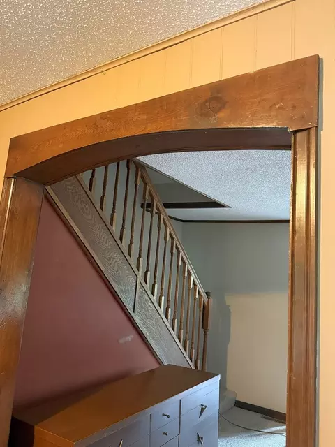 Entry Way - 721 Broadway Ave, Sterling, IL 61081 photo 6 of 6