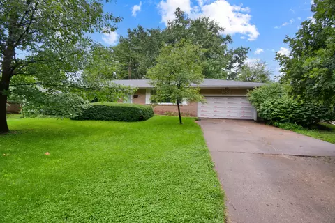 1003 N Maple St, Normal, IL 61761