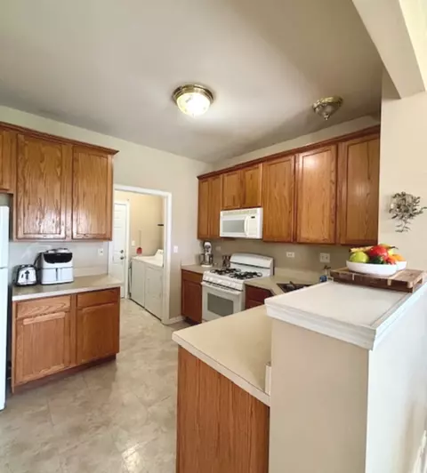 23927 Mcmullin Cir, Plainfield, IL 60586 photo 12