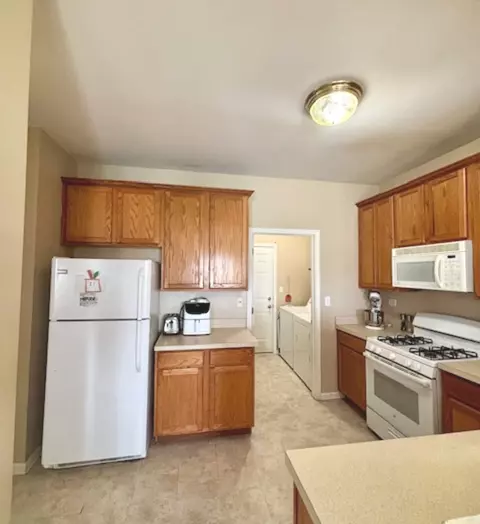23927 Mcmullin Cir, Plainfield, IL 60586 photo 13