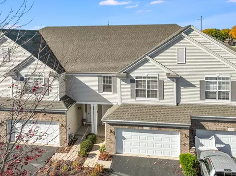23927 Mcmullin Cir, Plainfield, IL 60586 photo 2