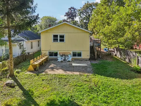 Exterior - 35729 N Watson Ave, Ingleside, IL 60041 photo 2 of 11