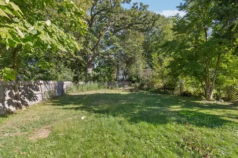 Exterior - 35729 N Watson Ave, Ingleside, IL 60041 photo 10 of 11