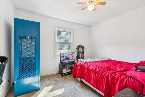 Bedroom - 35729 N Watson Ave, Ingleside, IL 60041 photo 2 of 4
