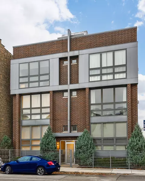 956 N Noble St #2S, Chicago, IL 60622