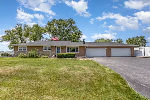 2315 Delaney Rd, New Lenox, IL 60451