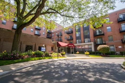 5200 S Ellis Ave #508, Chicago, IL 60615
