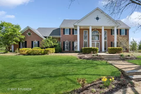 10603 Royal Porthcawl Dr, Naperville, IL 60564