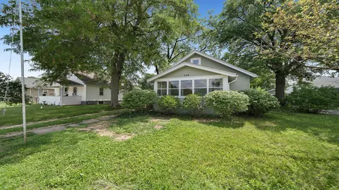 349 Grand Ave, Loves Park, IL 61111