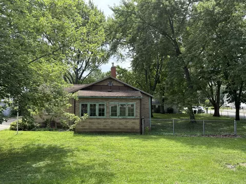 805 Bellevue Ave, Ottawa, IL 61350
