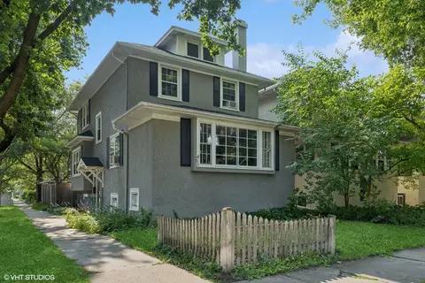 800 S Scoville Ave, Oak Park, IL 60304