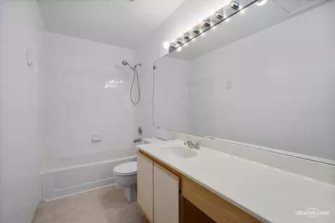 1805 Pebble Beach Cir, Elgin, IL 60123 photo 13