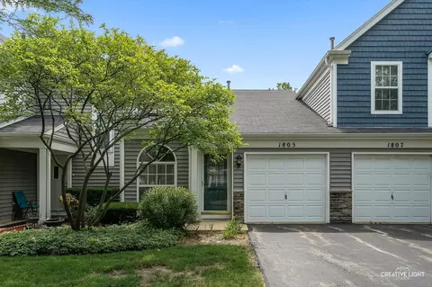 1805 Pebble Beach Cir, Elgin, IL 60123