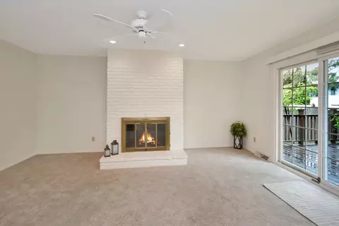 Living - 119 Hammitt Dr, Normal, IL 61761 photo 4 of 27