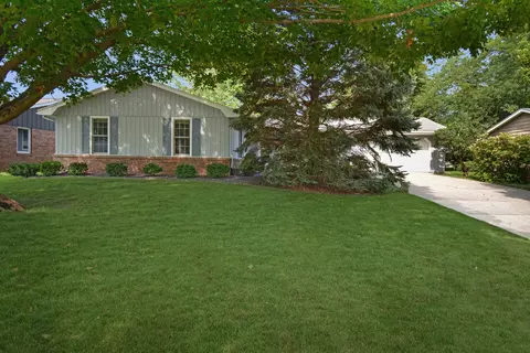Exterior - 119 Hammitt Dr, Normal, IL 61761 photo 9 of 10