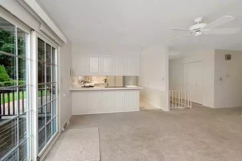 Living - 119 Hammitt Dr, Normal, IL 61761 photo 8 of 27
