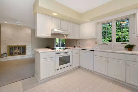 Kitchen - 119 Hammitt Dr, Normal, IL 61761 photo 5 of 19