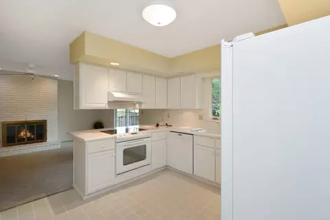 Kitchen - 119 Hammitt Dr, Normal, IL 61761 photo 13 of 19