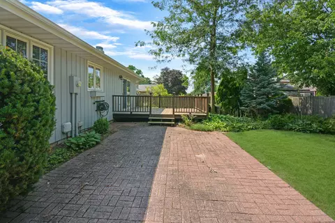 Exterior - 119 Hammitt Dr, Normal, IL 61761 photo 7 of 10