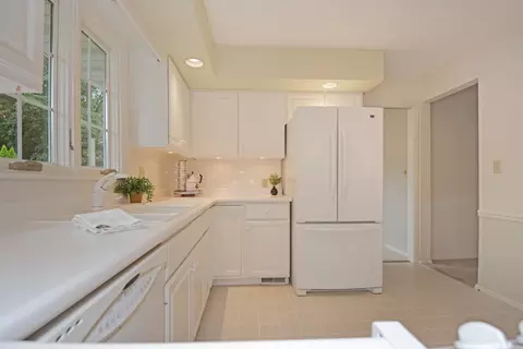 Kitchen - 119 Hammitt Dr, Normal, IL 61761 photo 19 of 19