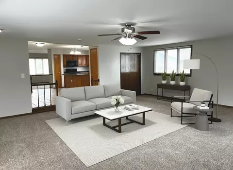 16101 Debra Dr, Oak Forest, IL 60452 photo 5