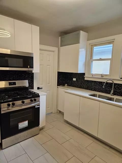 Kitchen - 10552 S Normal Ave, Chicago, IL 60628 photo 1 of 2