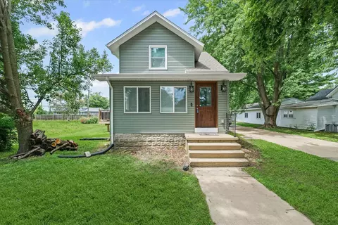 209 S Chestnut St, Pesotum, IL 61863
