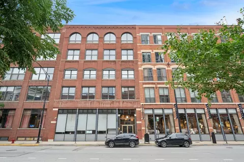 420 W Grand Ave #2I, Chicago, IL 60654