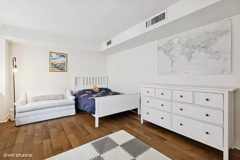 1 E Schiller St #7A, Chicago, IL 60610 photo 21