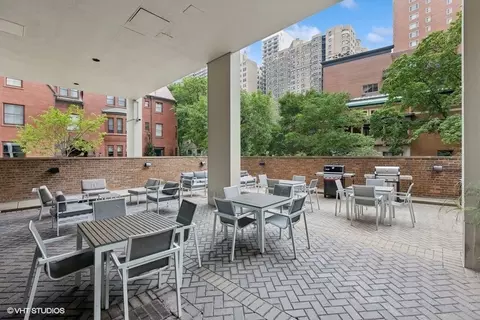 1 E Schiller St #7A, Chicago, IL 60610 photo 31