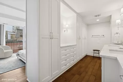 1 E Schiller St #7A, Chicago, IL 60610 photo 17