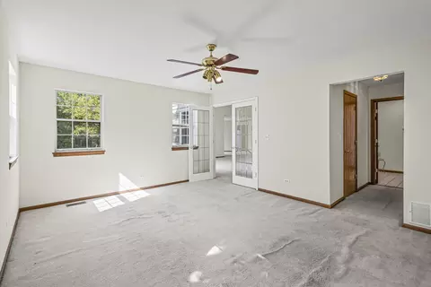 Living - 21220 Silktree Cir, Plainfield, IL 60544 photo 5 of 6