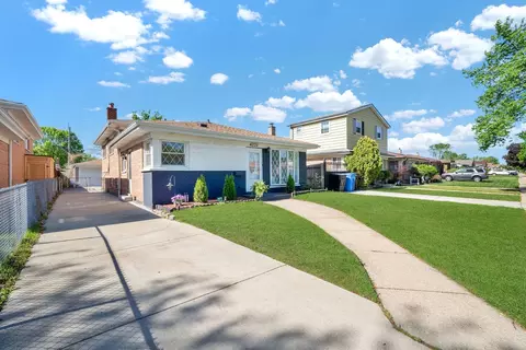 4221 W 77th Pl, Chicago, IL 60652