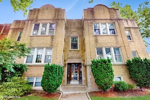 5803 N Campbell Ave #2, Chicago, IL 60659