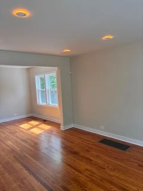105 E 124th St, Chicago, IL 60628 photo 15