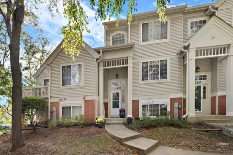 1309 New Haven Dr, Cary, IL 60013