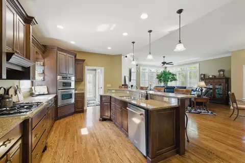 Kitchen - 23635 W Chicago St, Plainfield, IL 60544 photo 2 of 4