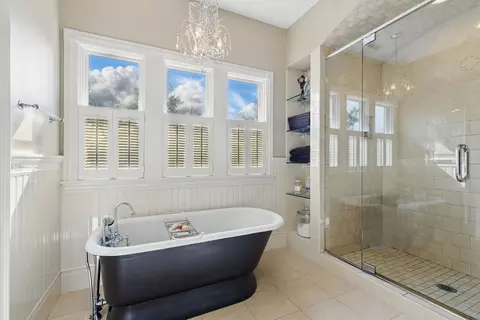 Bath - 23635 W Chicago St, Plainfield, IL 60544 photo 3 of 7
