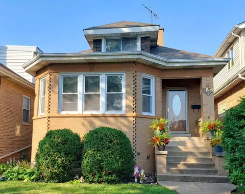 7816 W Sunset Dr, Elmwood Park, IL 60707