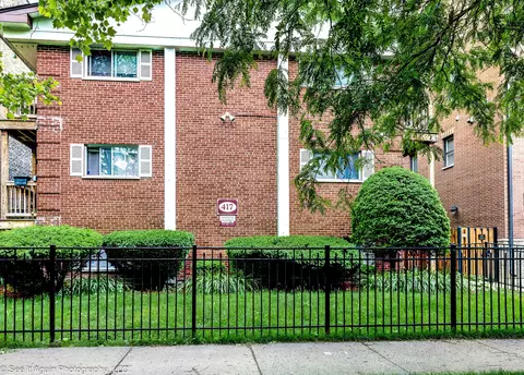 417 S Kenilworth Ave #7, Oak Park, IL 60302