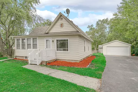 2 S366 Hart Rd, Batavia, IL 60510