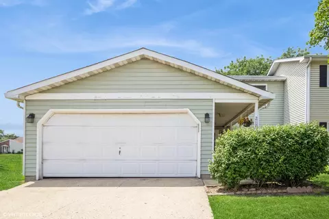 2176 Wyatt Ln, Glendale Heights, IL 60139