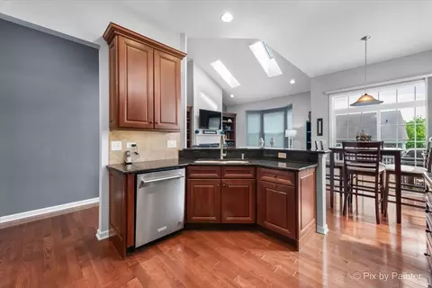 Kitchen - 3879 Seigle Dr, Elgin, IL 60124 photo 2 of 3