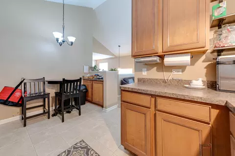 Kitchen - 3063 Nicklaus Ln, Wadsworth, IL 60083 photo 3 of 5