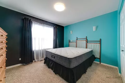 Bedroom - 3063 Nicklaus Ln, Wadsworth, IL 60083 photo 2 of 2
