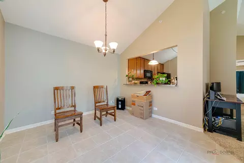 Dining - 3063 Nicklaus Ln, Wadsworth, IL 60083 photo 2 of 2