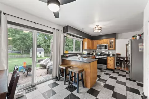 281 S Western Ave, Bartlett, IL 60103 photo 14